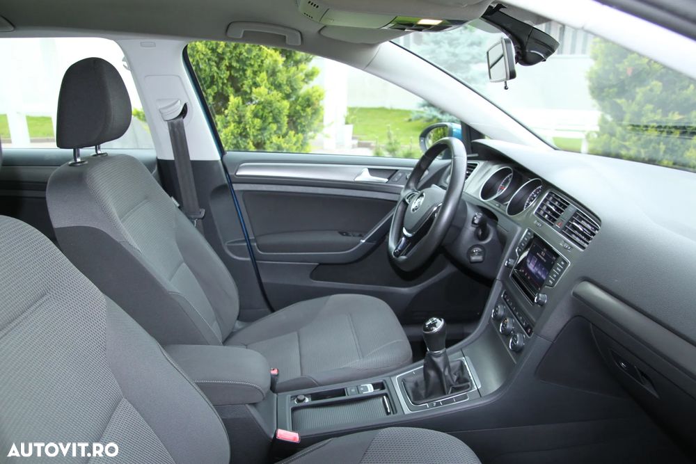 Volkswagen Golf 1.6 TDI DPF BMT Comfortline - 22