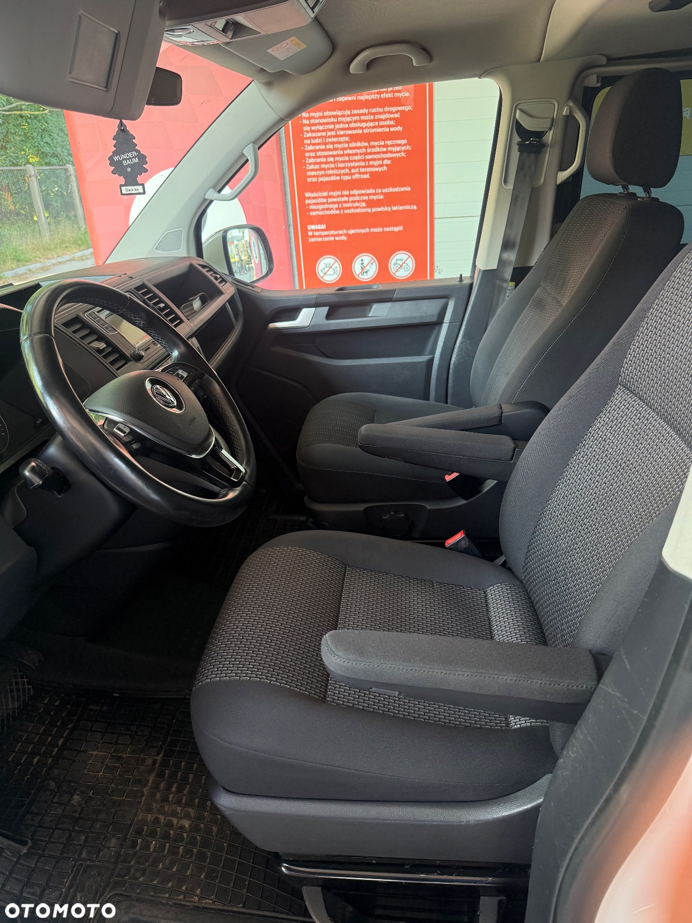 Volkswagen Caravelle 2.0 BiTDI L2 Highline 4Motion DSG - 10