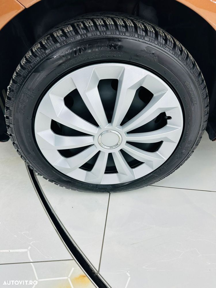 Ford Fiesta 1.0 EcoBoost SYNC Edition - 12