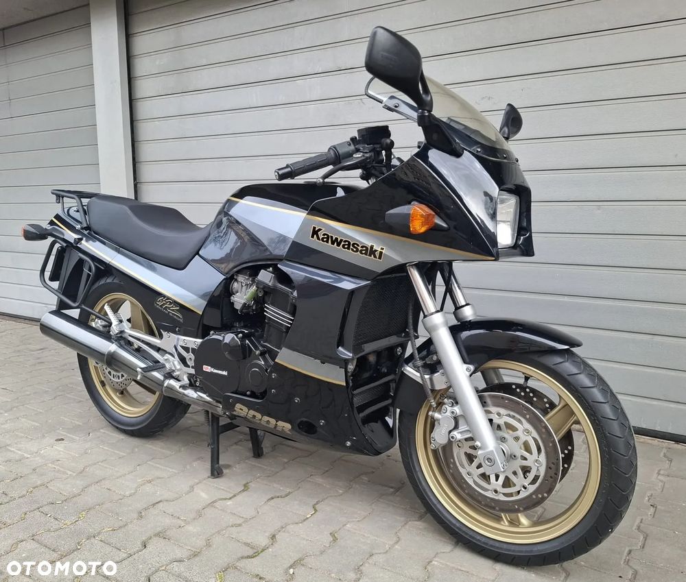 Kawasaki GPZ - 1