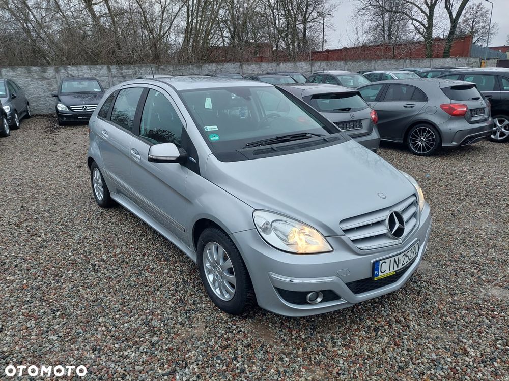 Mercedes-Benz Klasa B 180 BlueEFFICIENCY - 3