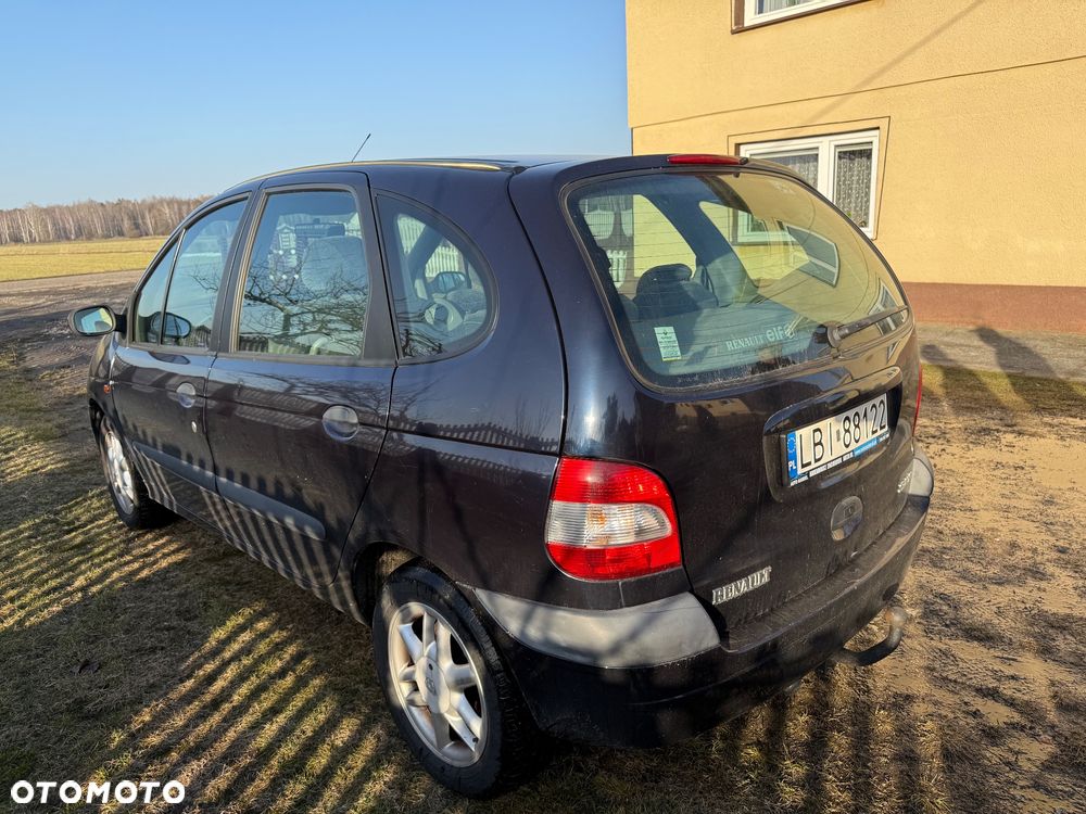 Renault Scenic 1.6 16V EXpression - 6