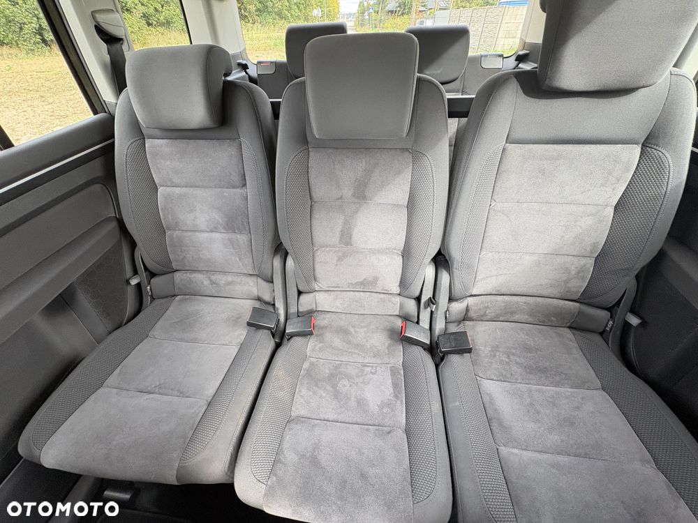 Volkswagen Touran 2.0 TDI DPF DSG Highline - 23