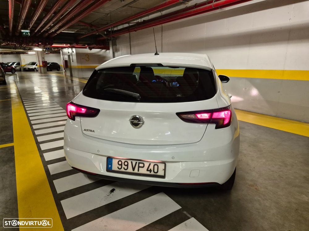 Opel Astra 1.0 Turbo S&S Dynamic - 10