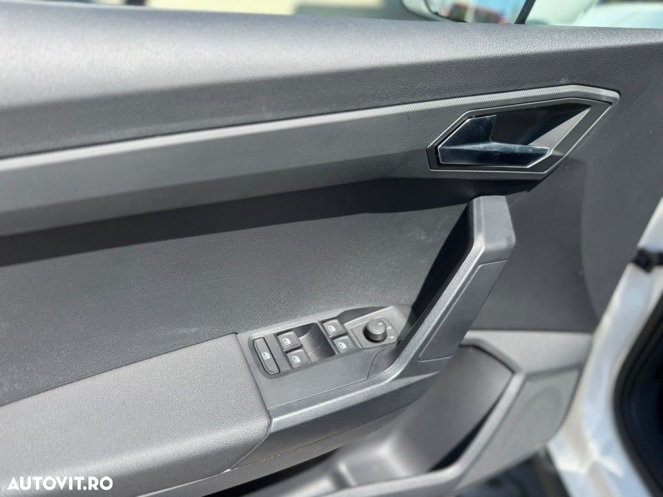 Seat Arona - 10