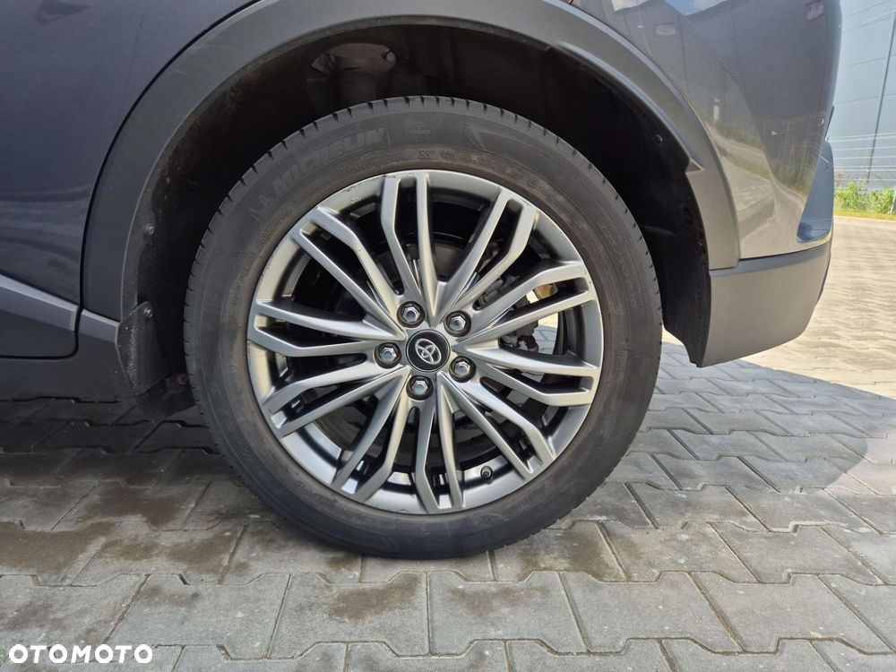 Toyota C-HR 2.0 Hybrid Executive - 19