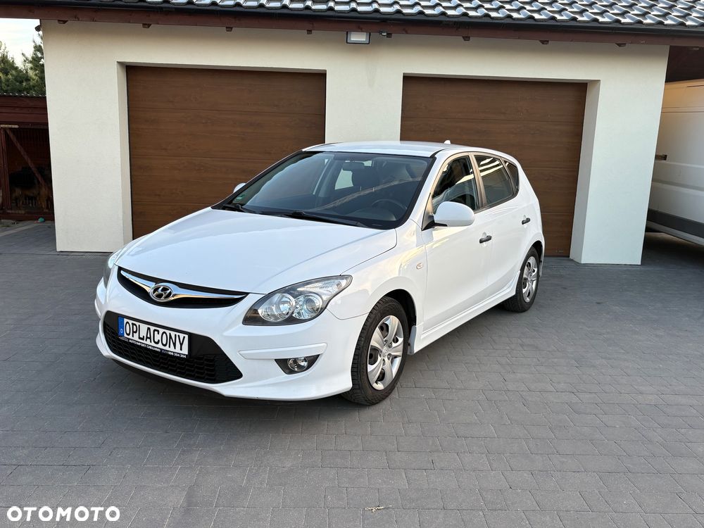 Hyundai i30 blue 1.4 Style - 2