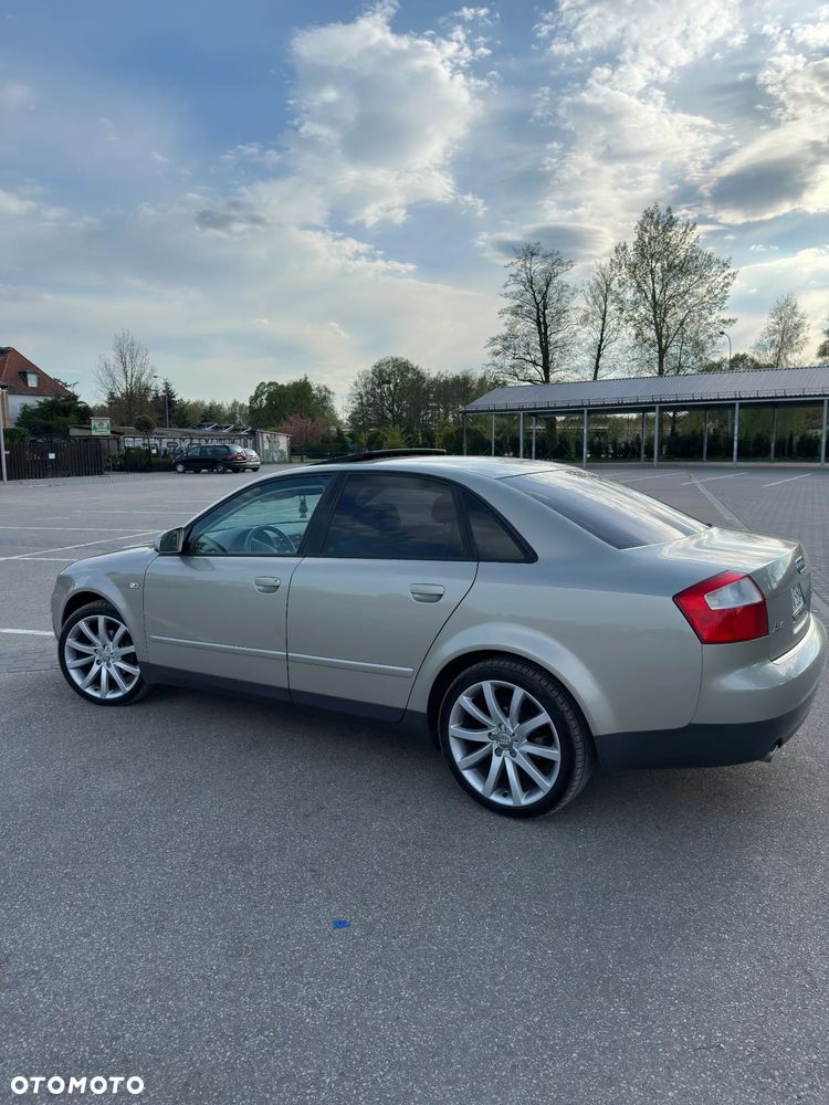 Audi A4 Limousine 1.8T Quattro - 3