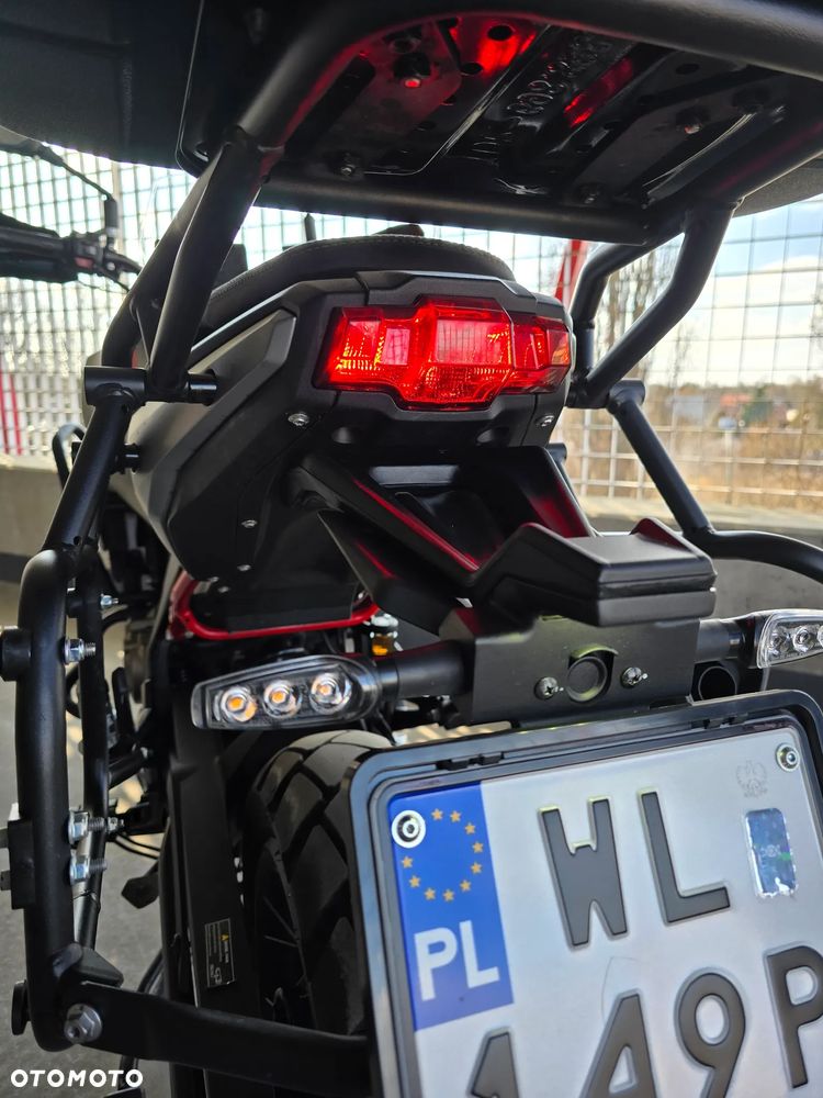 QJMOTOR SRT 600SX - 32