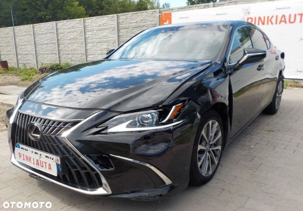 Lexus ES - 4