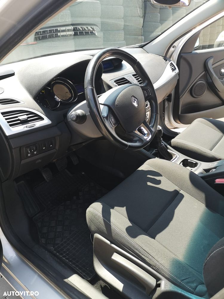 Renault Megane - 9
