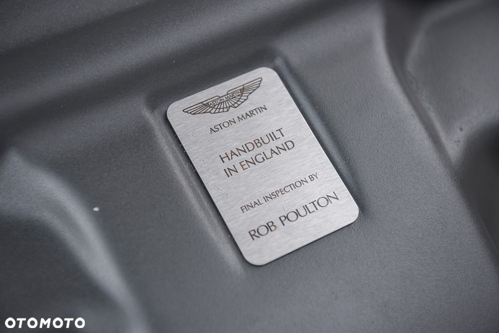 Aston Martin DB9 Touchtronic - 30