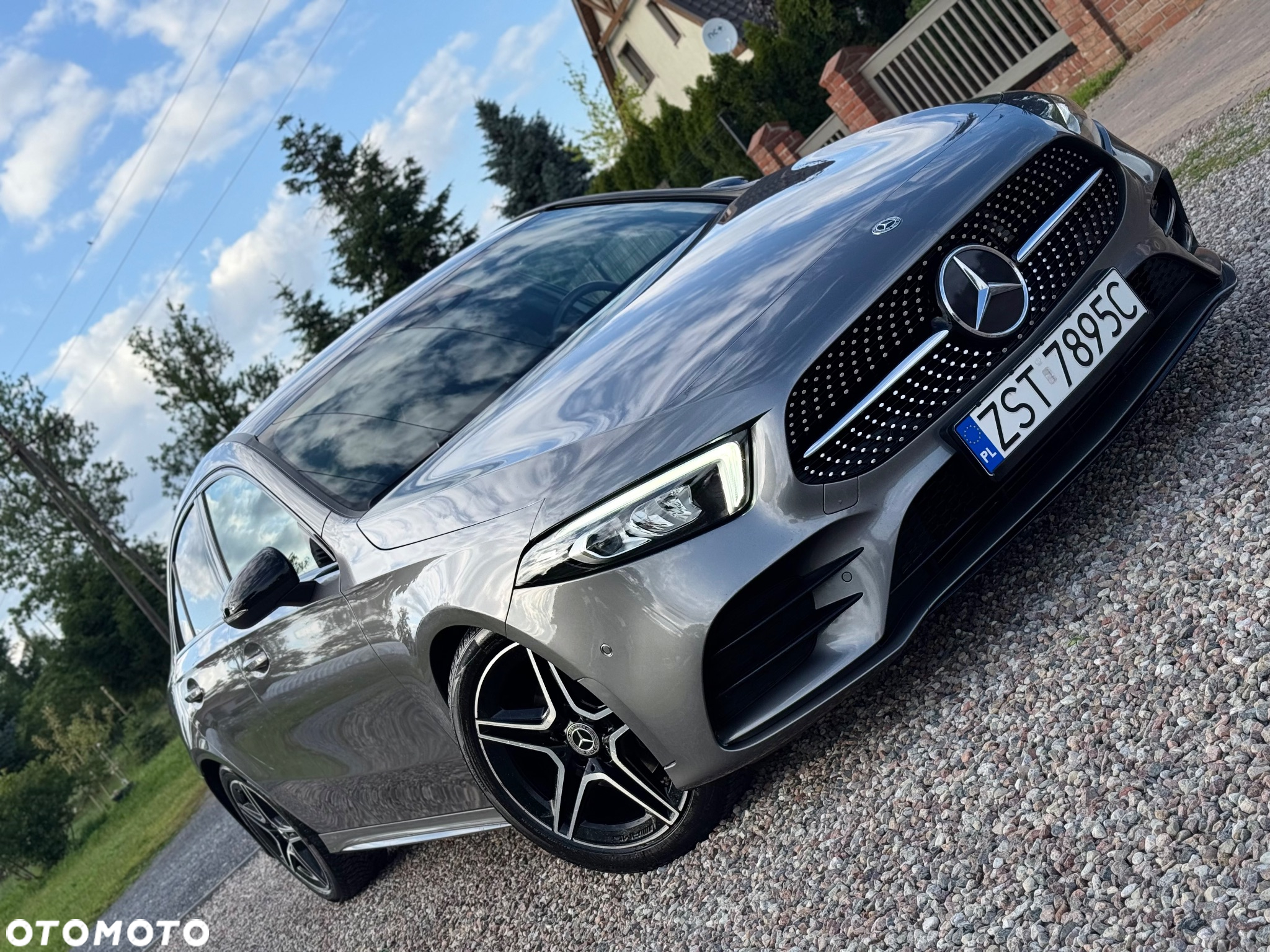 Mercedes-Benz Klasa A 180 d 7G-DCT AMG Line - 3