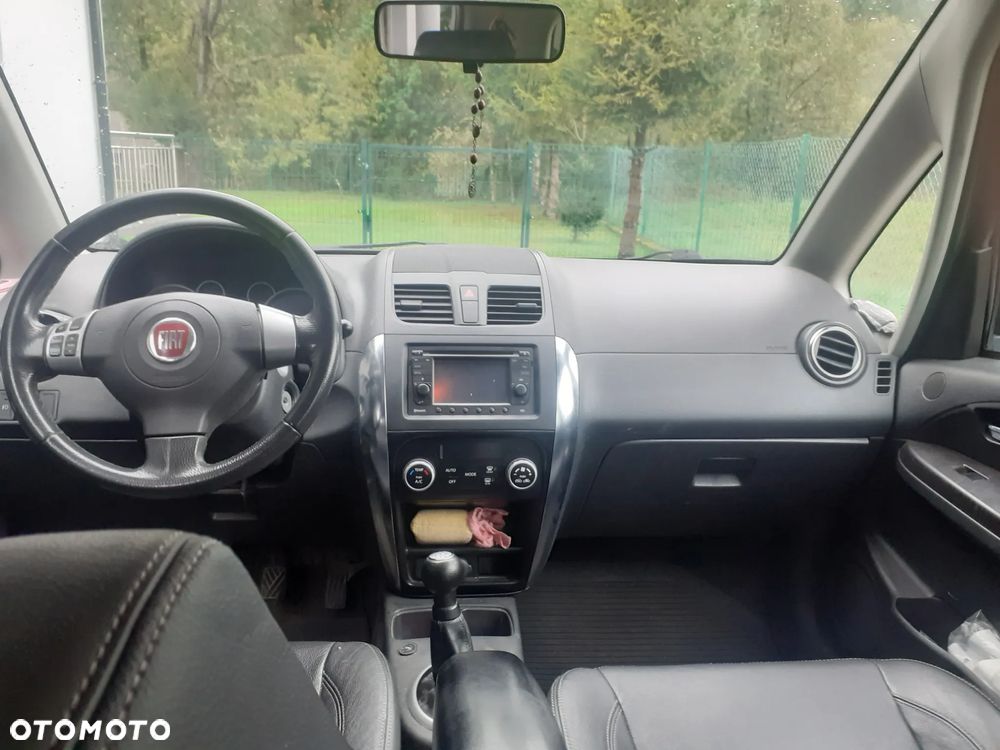 Fiat Sedici 1.6 16V 4x4 Emotion - 1