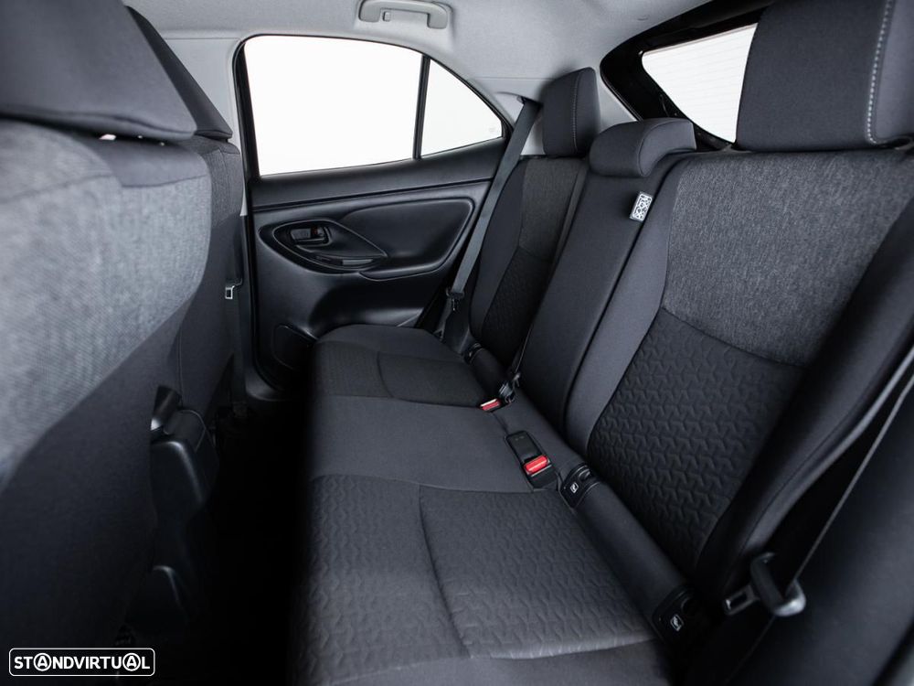 Toyota Yaris Cross 1.5 HDF Comfort Plus - 10