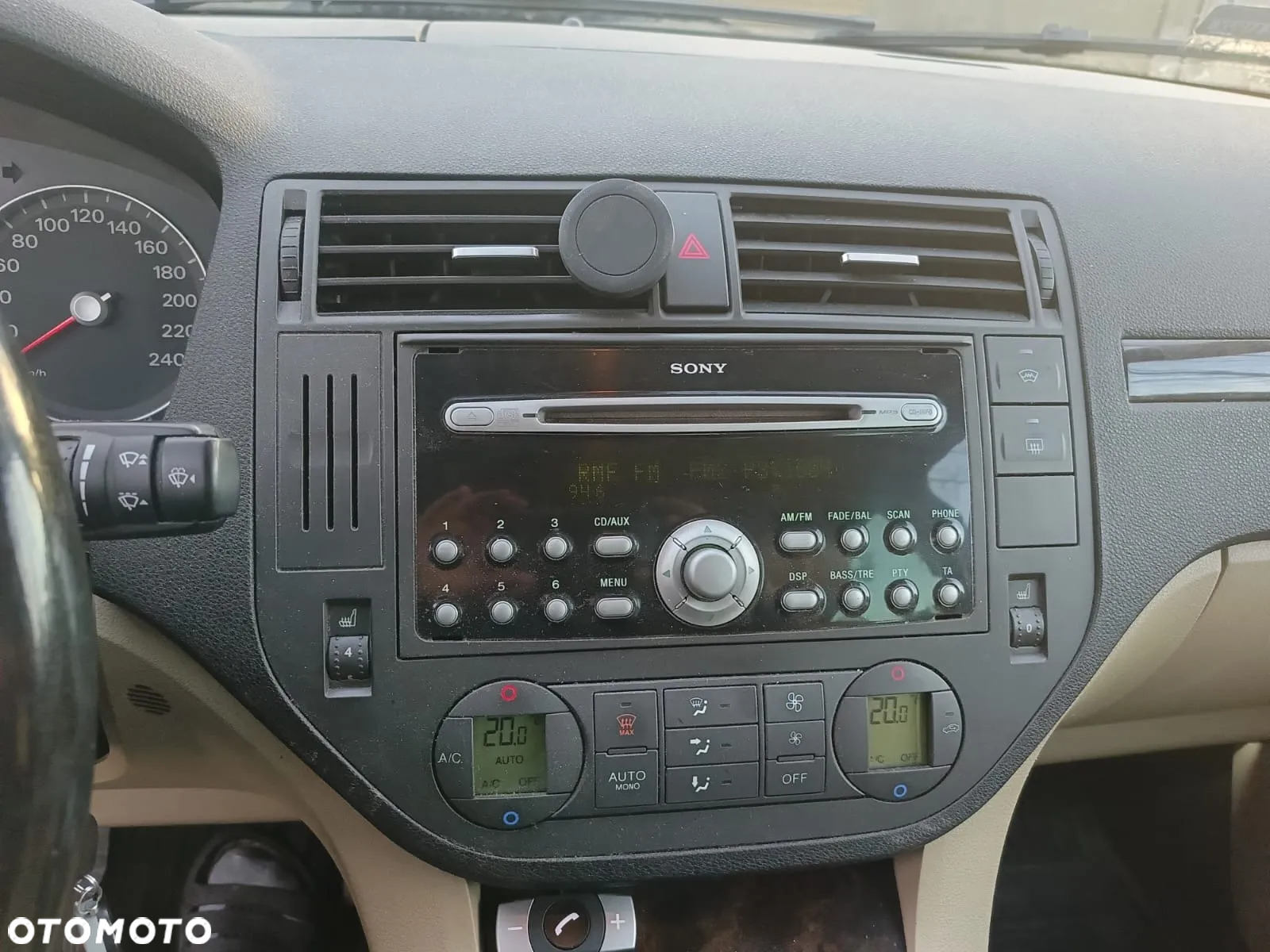 Ford Focus C-Max 1.8 TDCi Ghia - 6