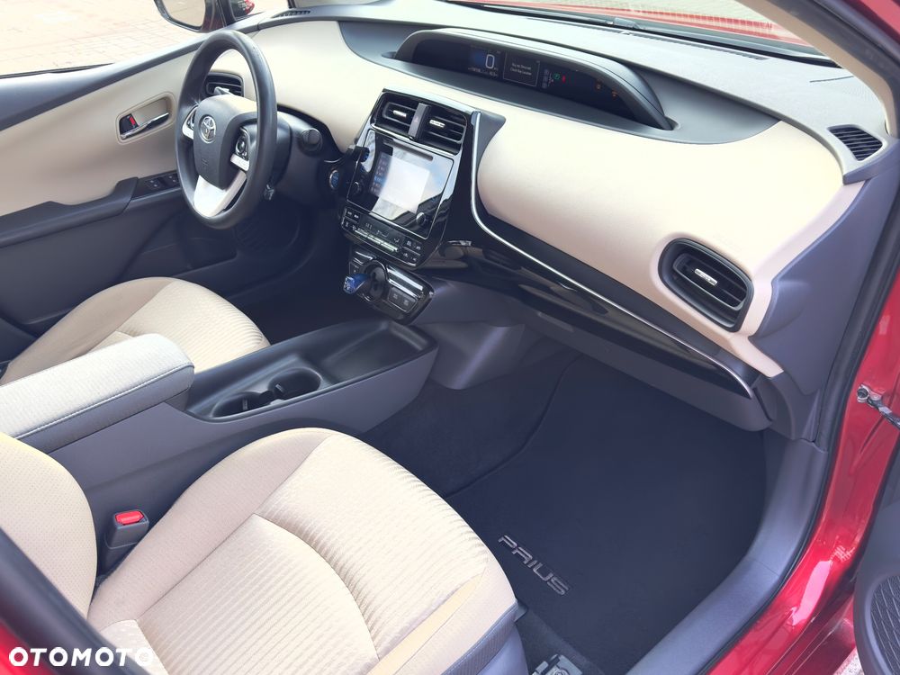 Toyota Prius 1.8 HSD Premium - 9