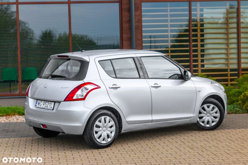 Suzuki Swift 1.2 Premium - 9