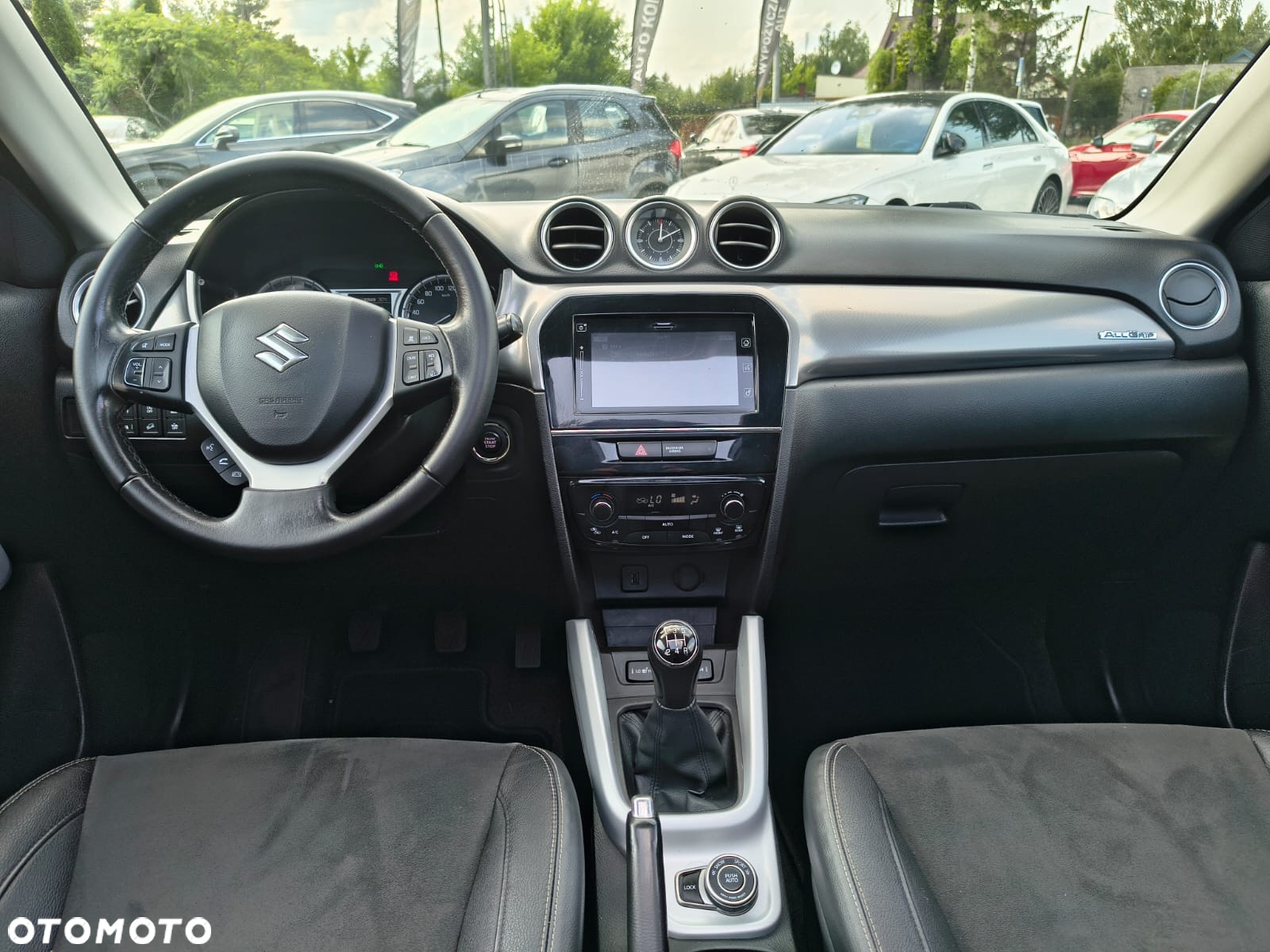 Suzuki Vitara 1.6 XLED SUN 4WD - 19