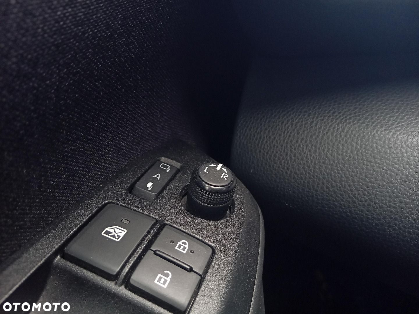 Toyota Yaris Cross - 19