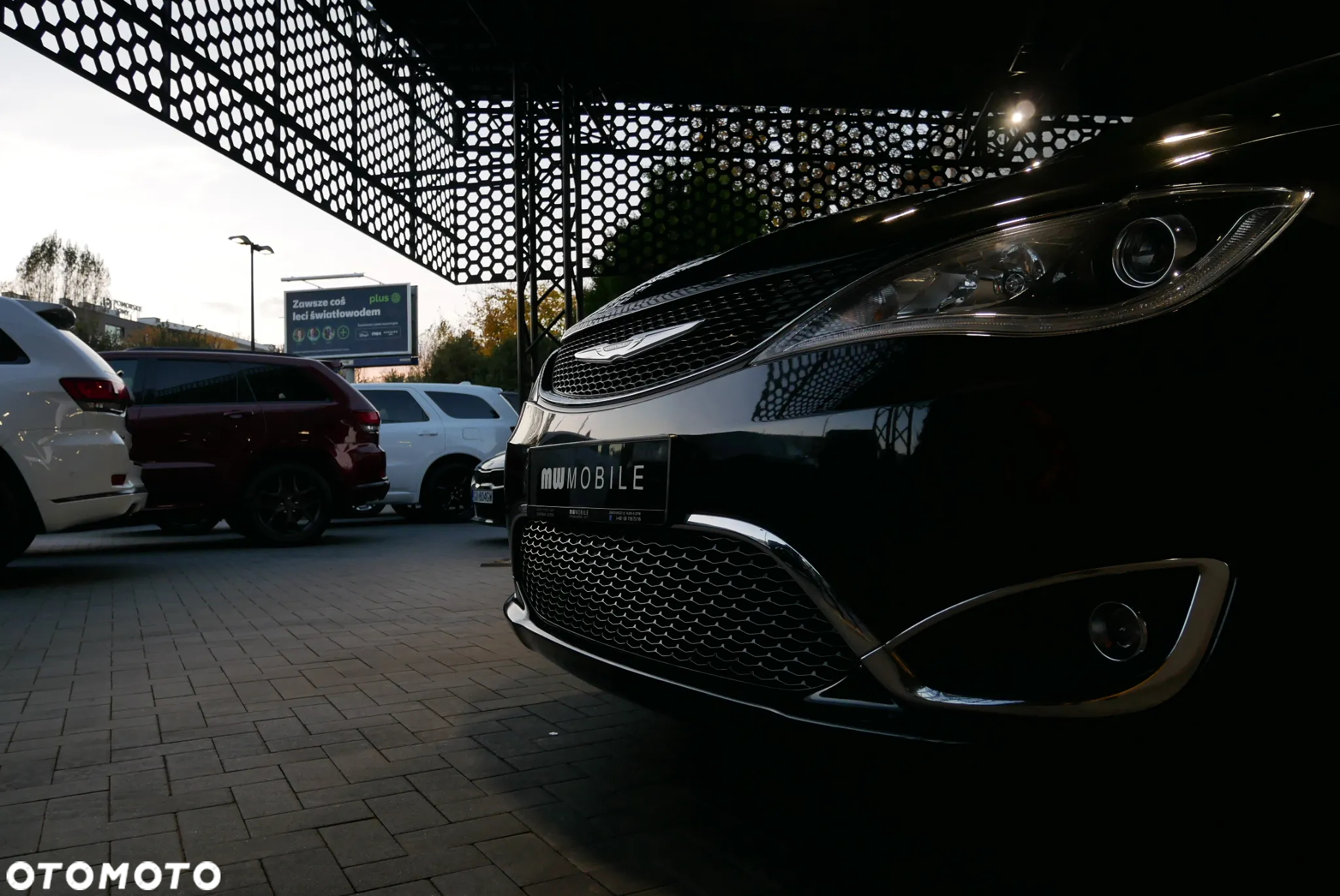 Chrysler Pacifica - 37