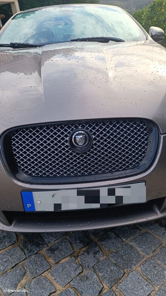 Jaguar XF 3.0 D V6 Premium Luxury - 7