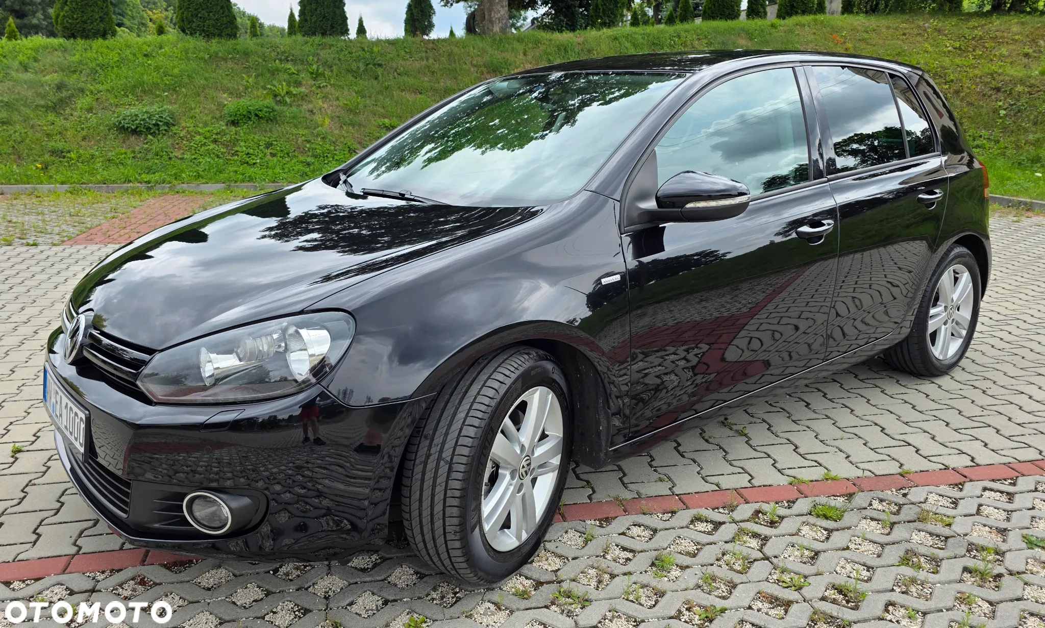 Volkswagen Golf 2.0 TDI DPF MATCH - 10