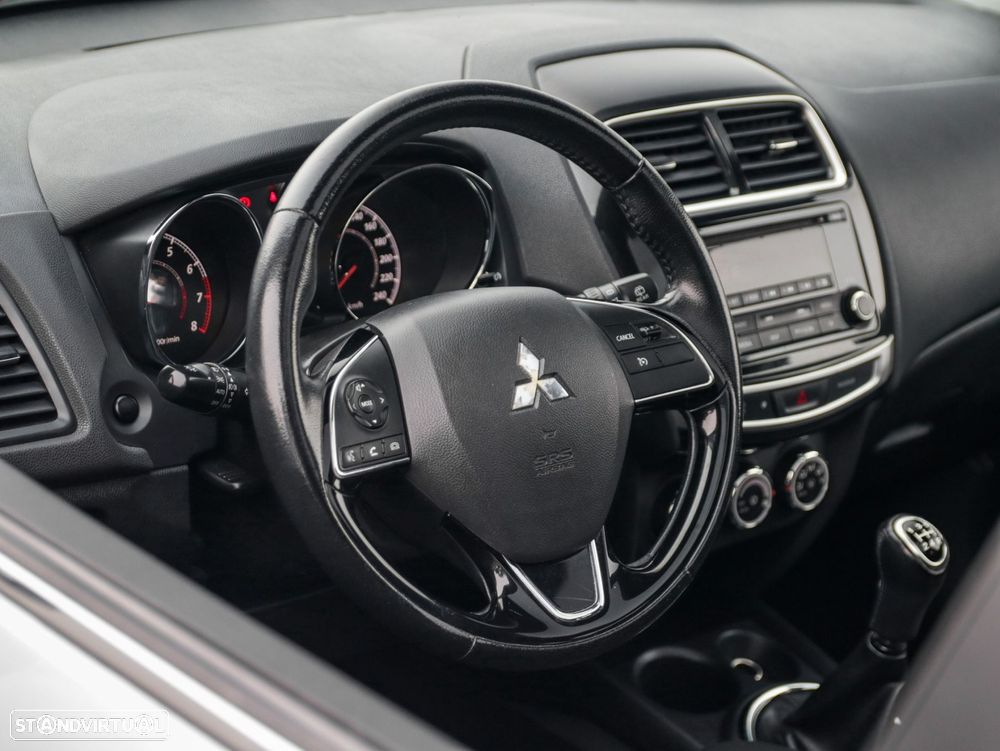 Mitsubishi ASX 1.6 Cross City - 17