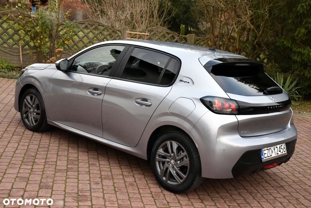 Peugeot 208 Benzin 100 Style - 15