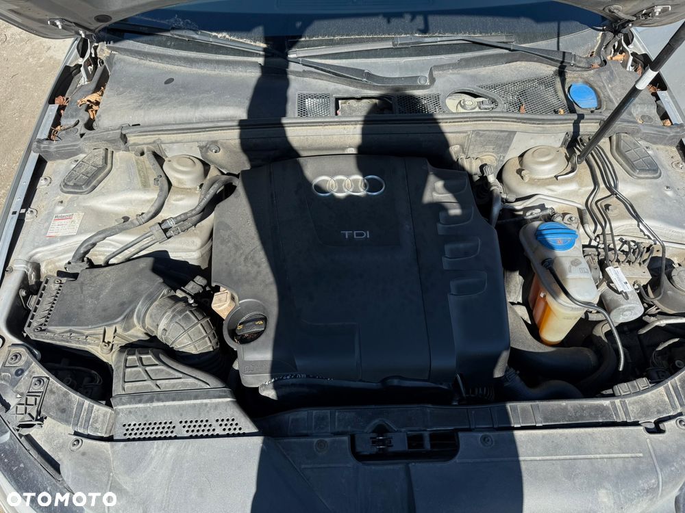 Audi A4 Limousine - 16