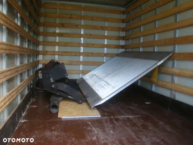 WINDA 750KG ZDIĘTA Z IVECO 2016R PASUJE NA KAŻDE AUTO - 1