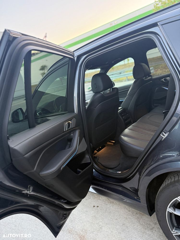 BMW X5 xDrive45e - 36