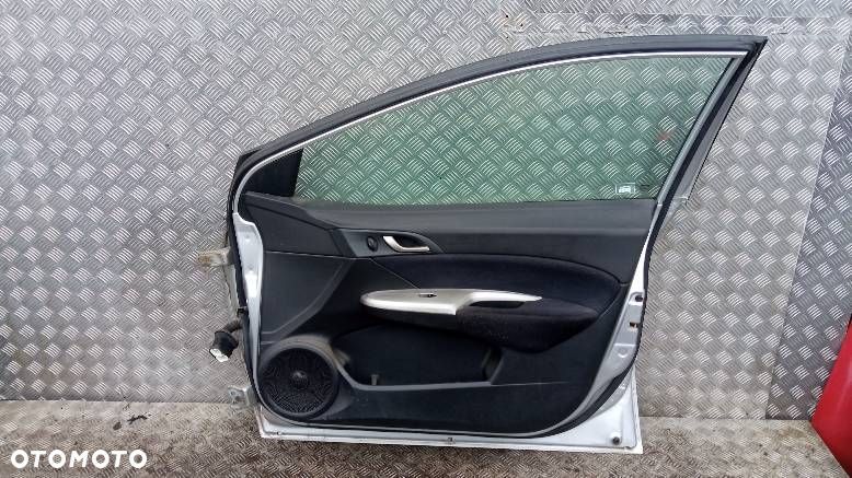 DRZWI PRAWE PRZEDNIE HONDA CIVIC VIII - 2