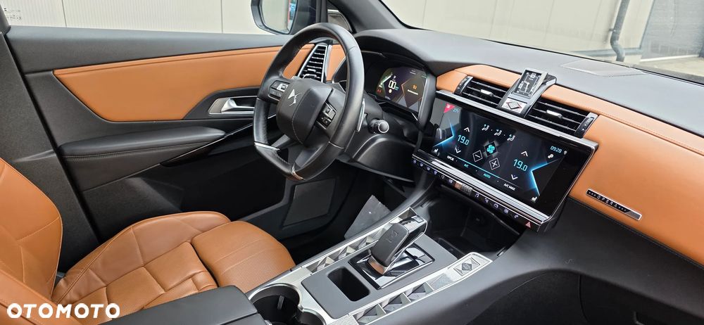 DS Automobiles DS 7 Crossback - 13