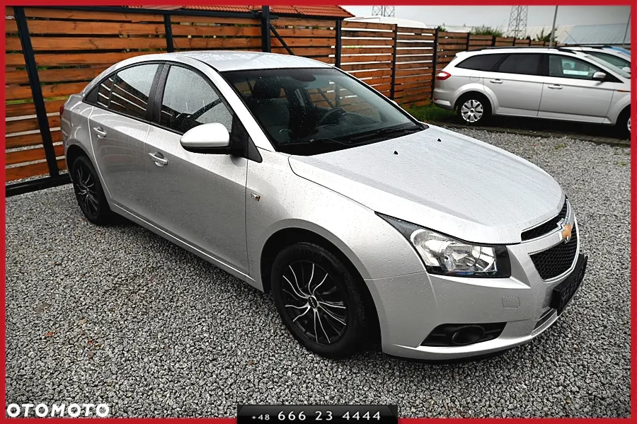 Chevrolet Cruze 1.6 LT+ - 8