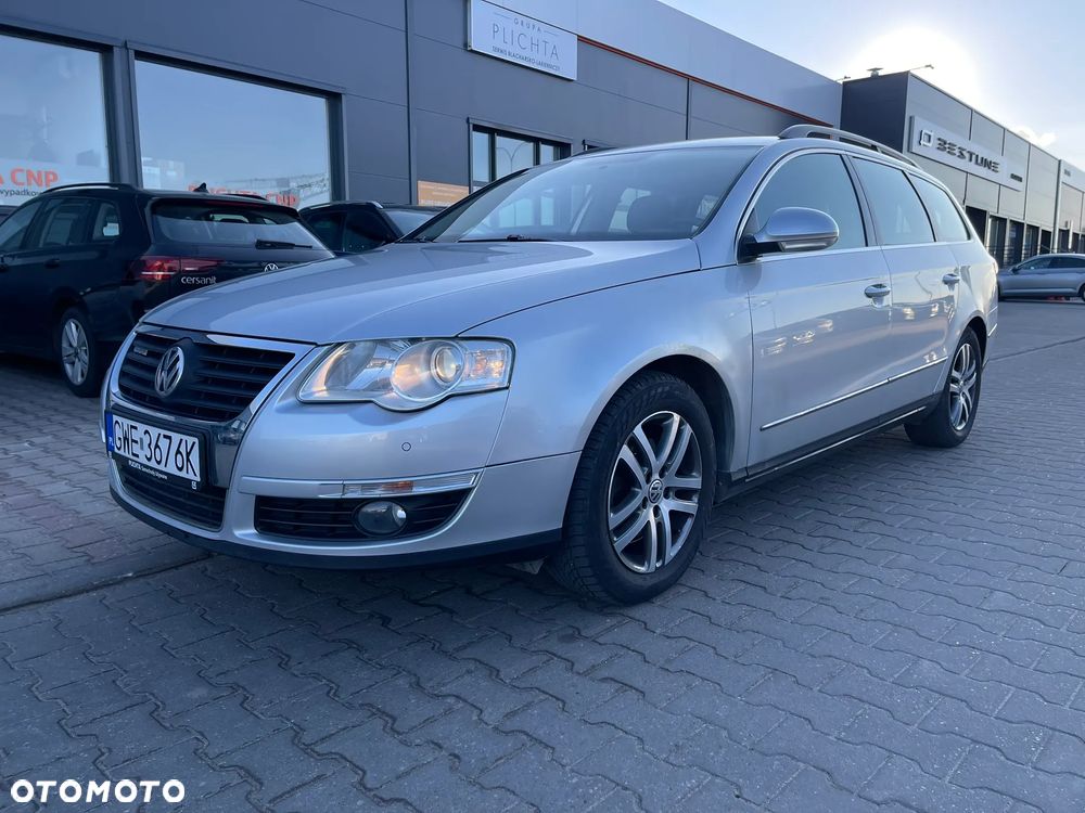 Volkswagen Passat Variant 2.0 TDI DPF BlueMot Comfortline - 1