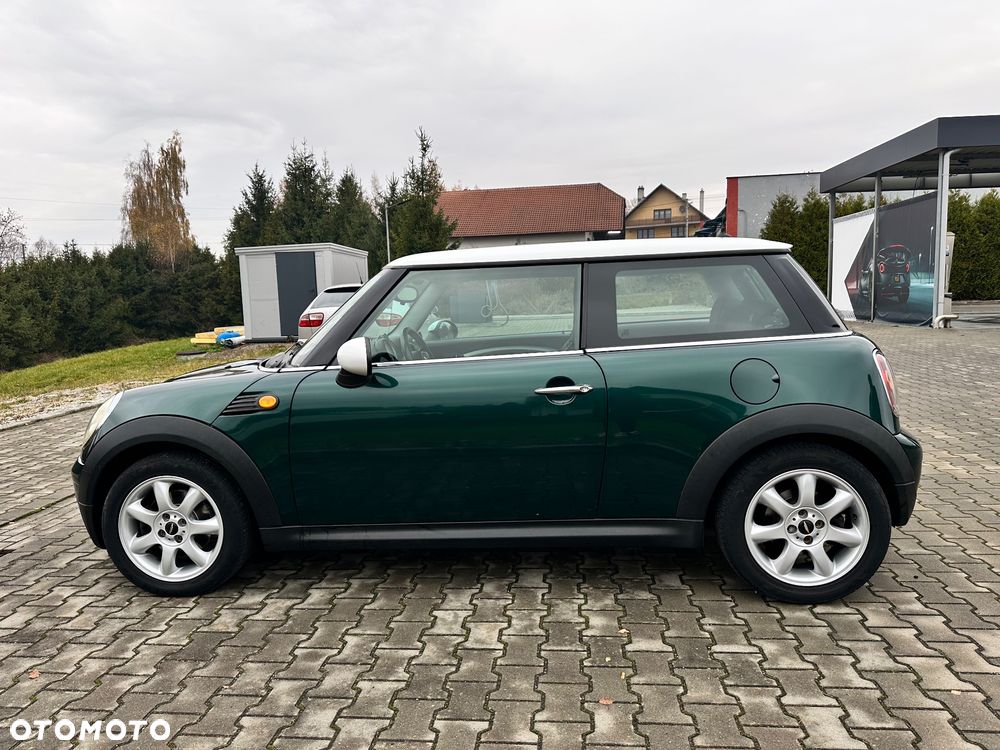 MINI Cooper Standard - 8