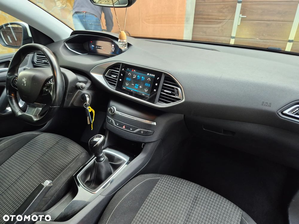 Peugeot 308 BlueHDi FAP 100 Stop & Start Active Pack - 7