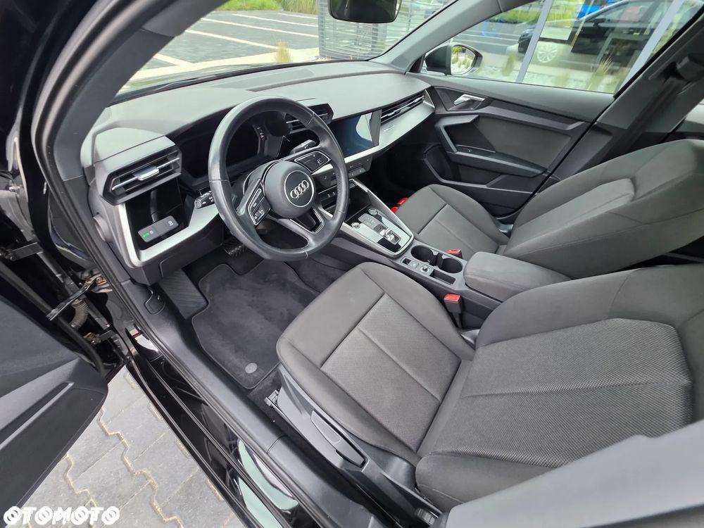 Audi A3 Limousine 30 TFSI mHEV S tronic - 18