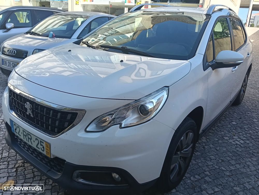 Peugeot 2008 1.6 BlueHDi Style - 3