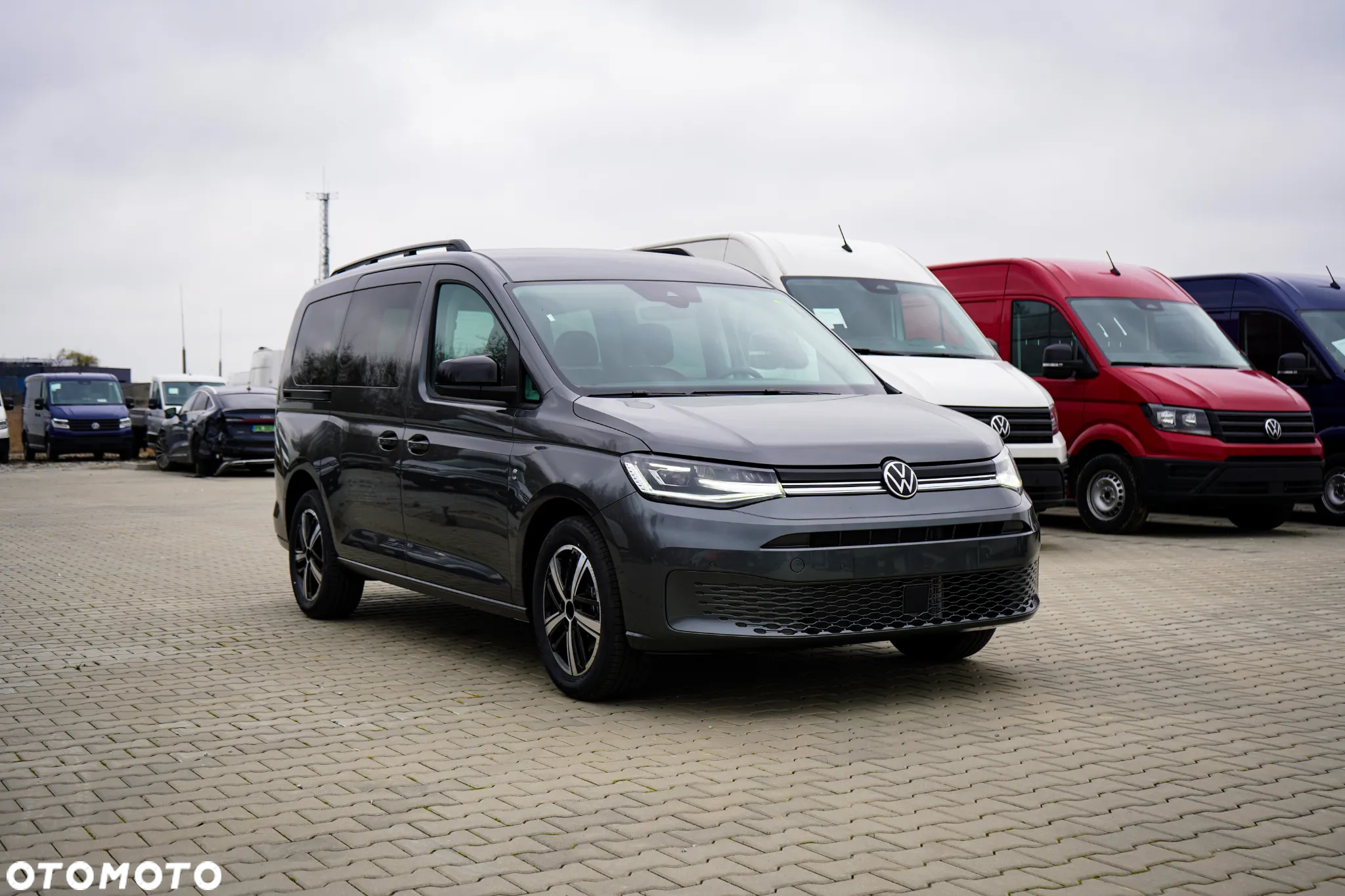 Volkswagen Caddy Maxi 2.0 TDI Life DSG - 8