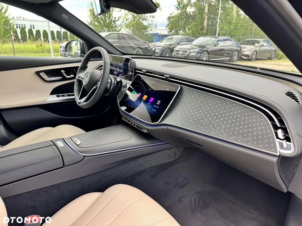 Mercedes-Benz Klasa E 220 d mHEV 4-Matic Avantgarde 9G-Tronic - 17