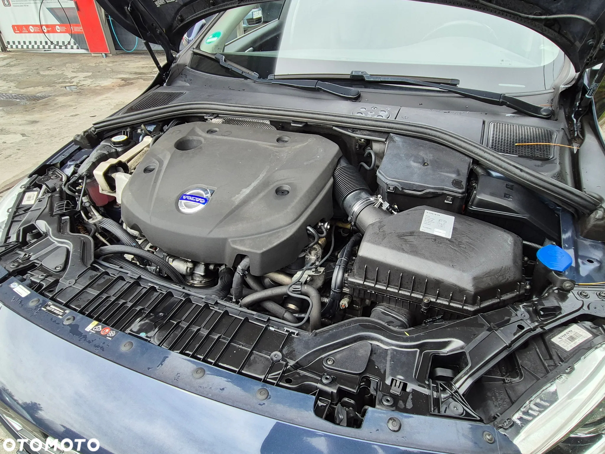Volvo V60 D4 Drive-E Dynamic Edition (Momentum) - 40
