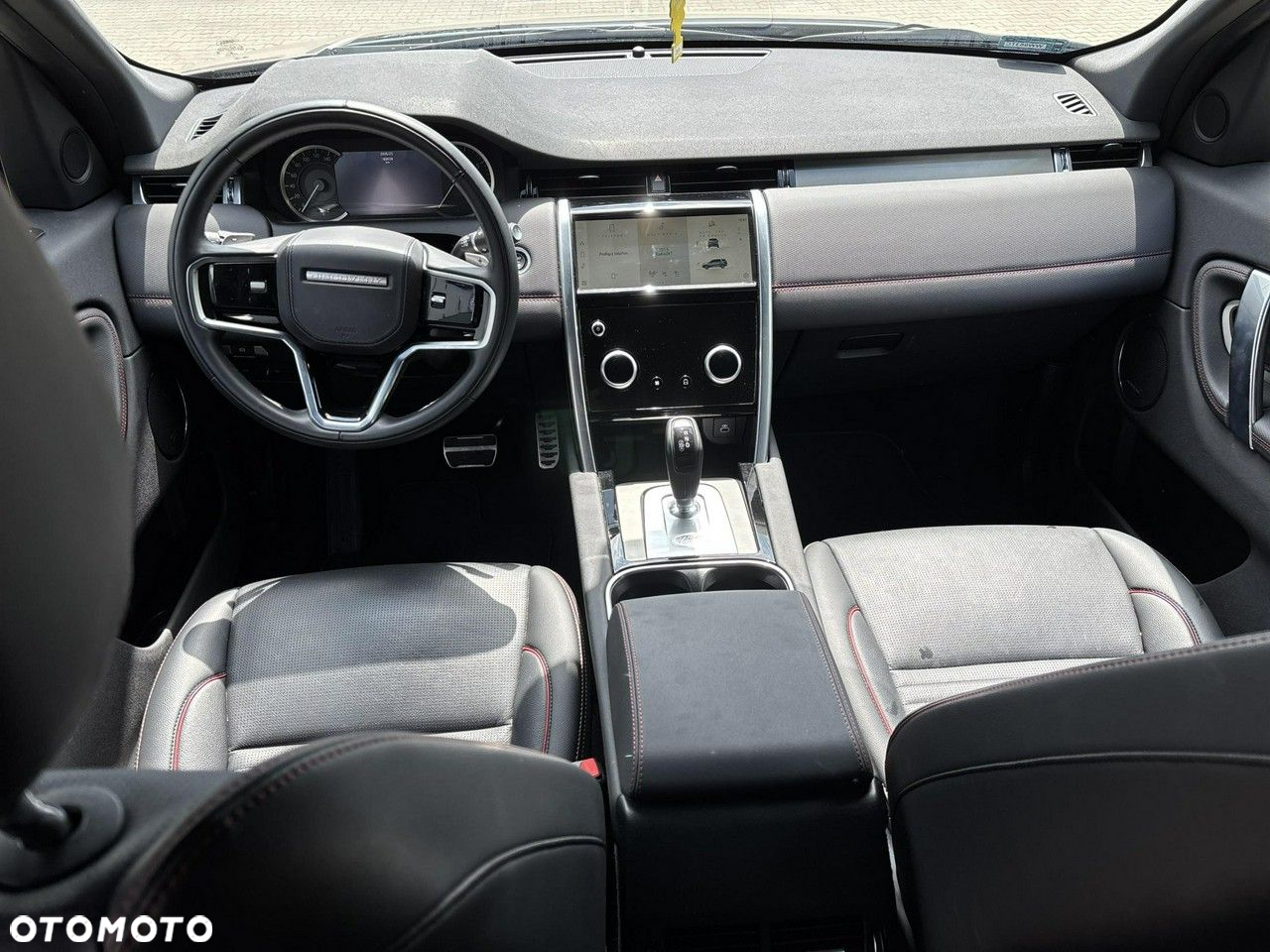 Land Rover Discovery Sport 2.0 P200 mHEV - 13