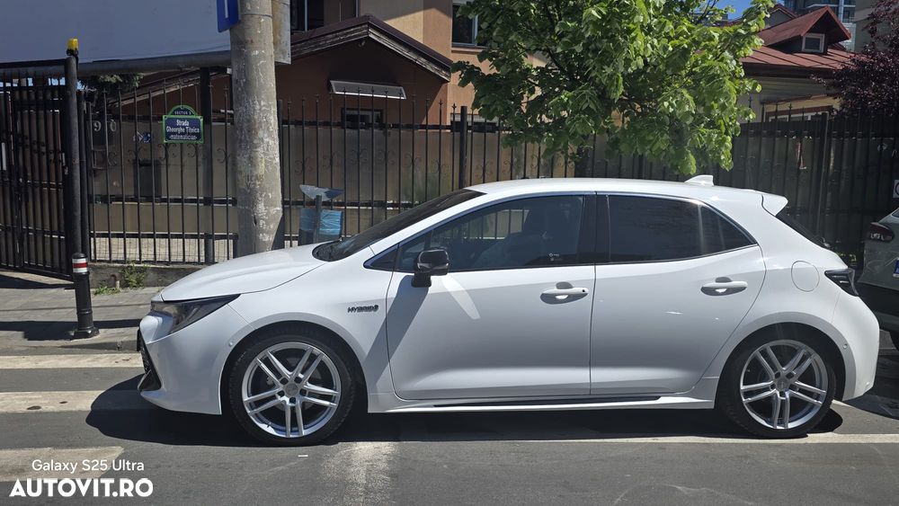 Toyota Corolla - 27