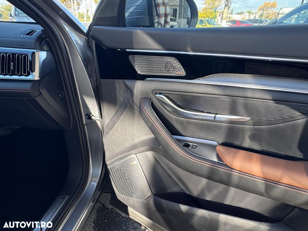 Byd Seal U DM-i PHEV Boost - 9