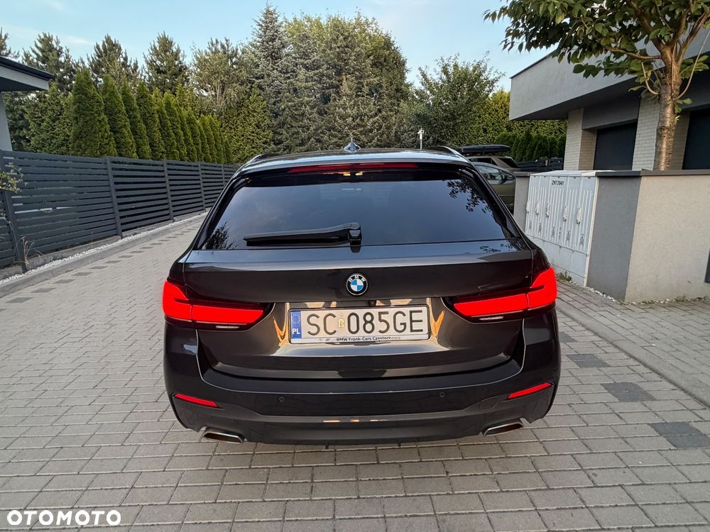 BMW Seria 5 520d xDrive mHEV M Sport sport - 7