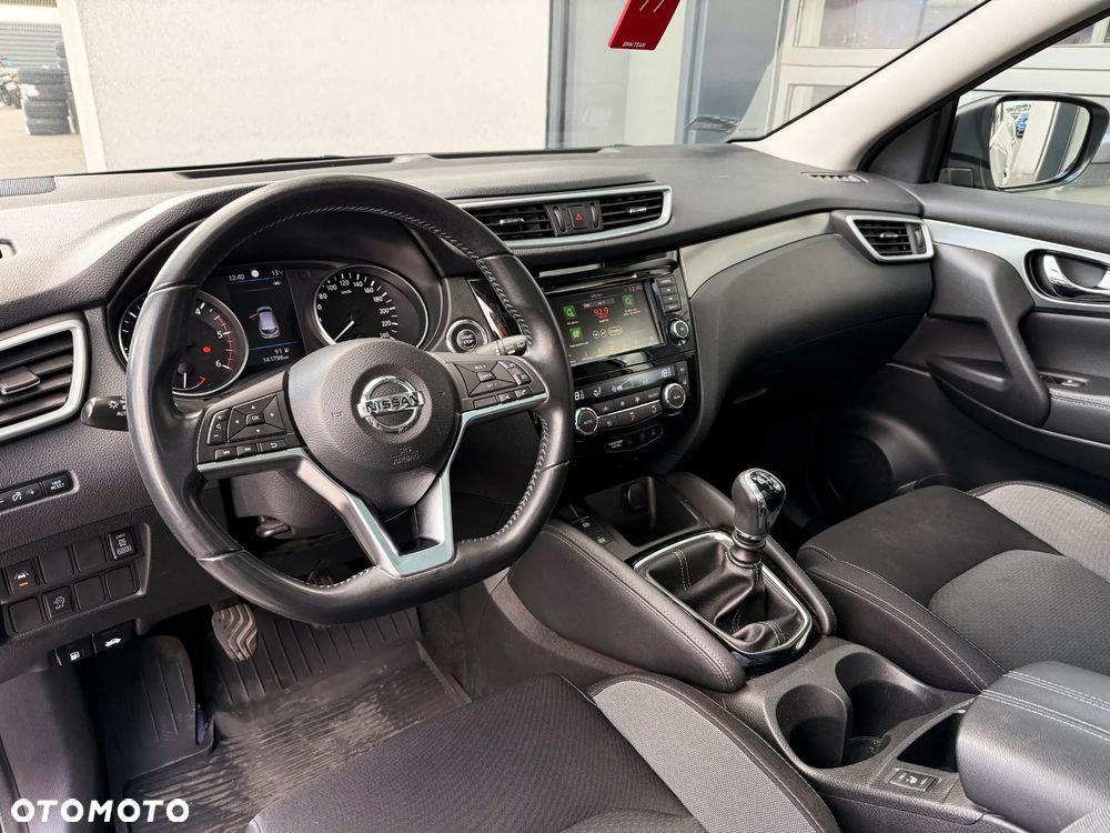Nissan Qashqai 1.7 dCi 4x4 N-Connecta - 27