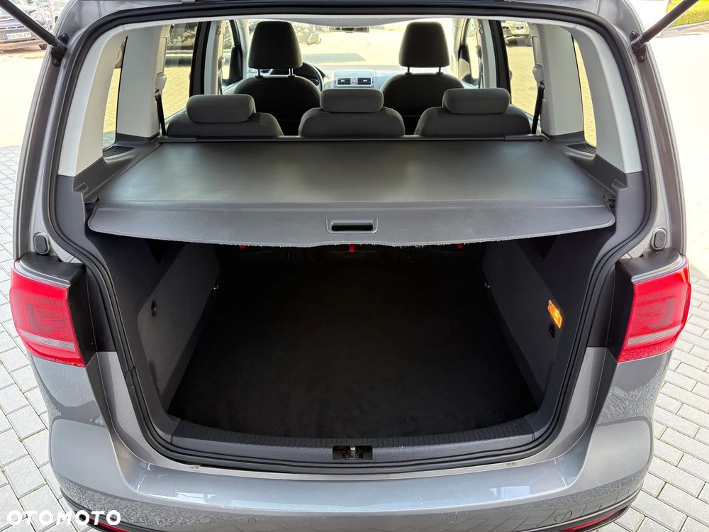 Volkswagen Touran 1.6 TDI DPF Cross - 12
