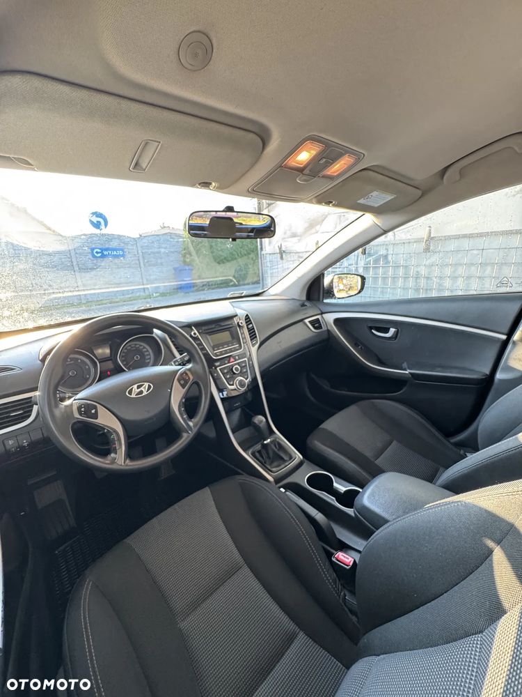 Hyundai i30 1.4 CRDi Comfort - 16